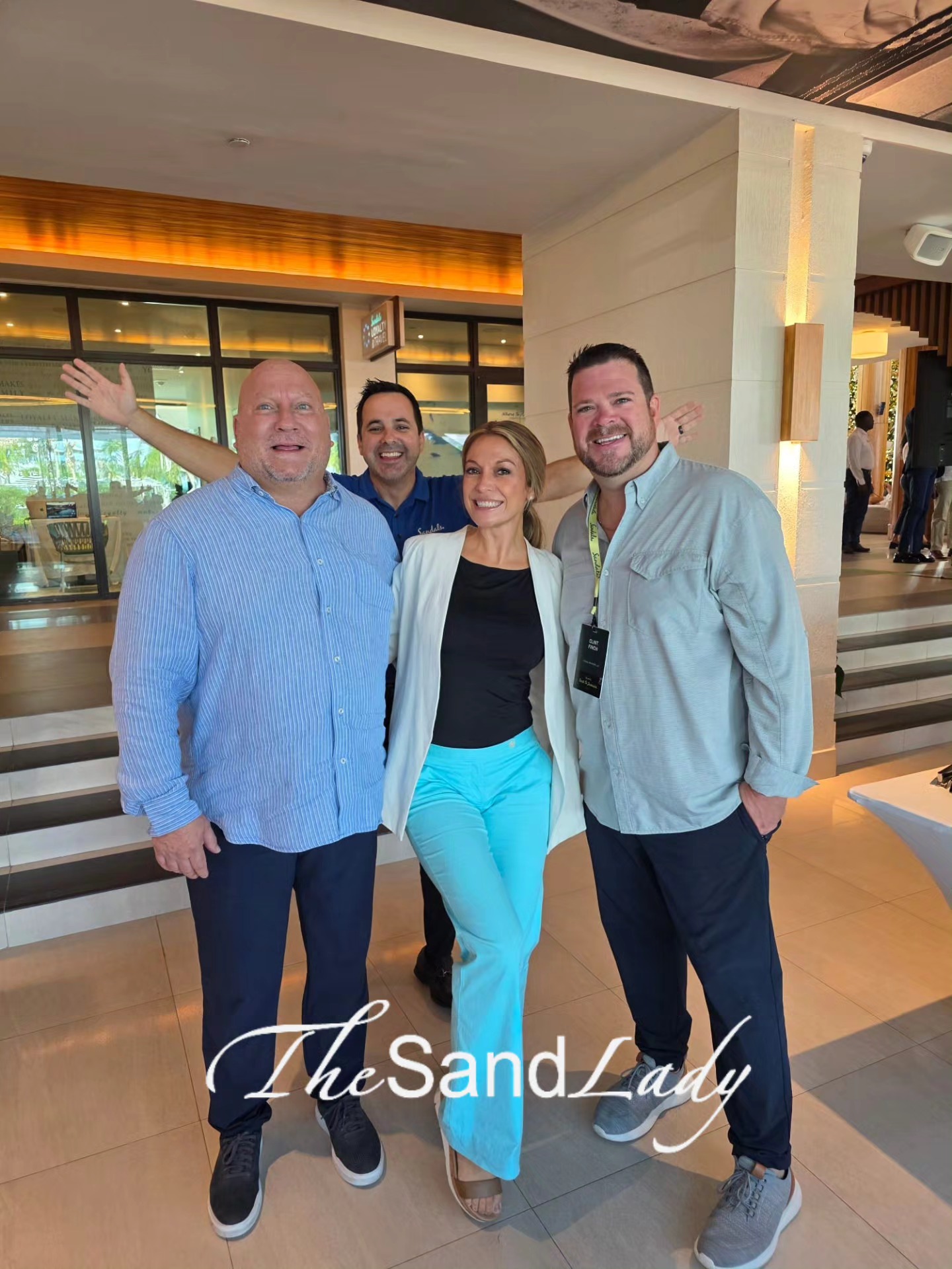 2 Bdm and mic with the sand lady