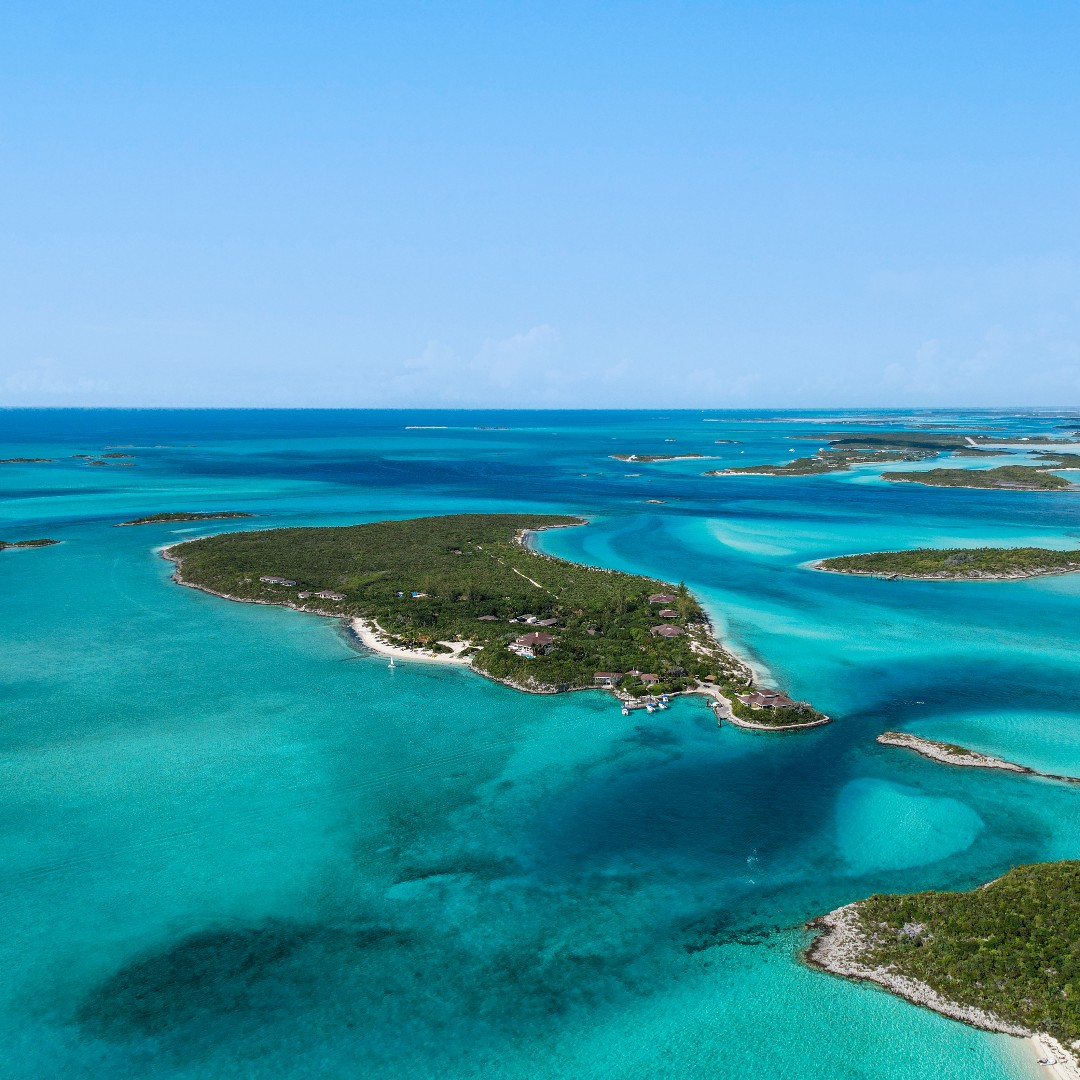 Fowl Cay 6 private villas
