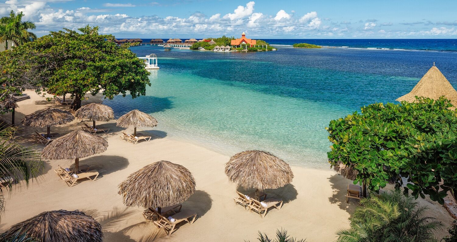 Sandals_SRC_Beach_Aerial_2_ca219ce05a